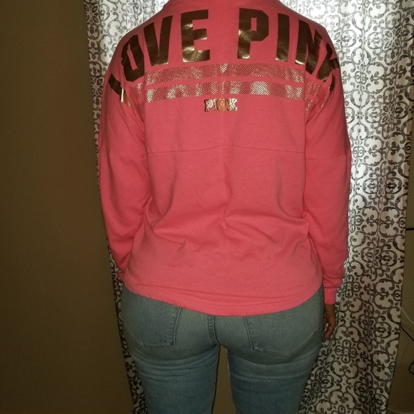 Sweater - Picture 1 of 2